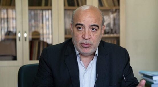 تفکیک وزارت«صمت»در‌این برهه با شعار سال جاری که رشد تولید است در تضاد است