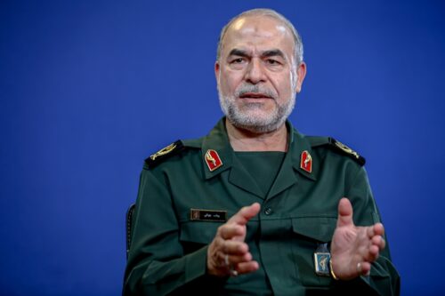 به دنبال امنیتی کردن فضای دانشگاه‌ها هستند/ شعار زن زندگی آزادی اسم رمز آندولسی کردن ایران است