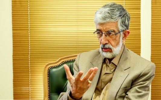 اهمیت کار فرهنگی در مجلس، کمتر از اهمیت کار اقتصادی نیست اما «دریغ از راه دور و رنج بسیار»