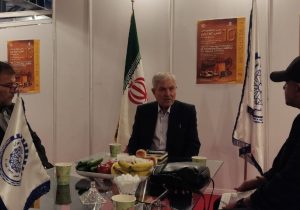 وزارت صنعت و معدن کشور را از این شرایط بلاتکلیفی که در مسئله ارز وجود دارد، نجات دهد