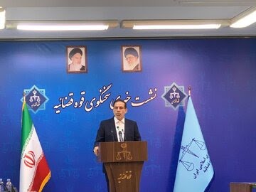 فاطمی‌امین و قائم‌مقامش با وثیقه آزادند/ تکلیف بابک زنجانی مشخص شد  فاطمی‌امین و قائم‌مقامش با وثیقه آزادند/ تکلیف بابک زنجانی مشخص شد