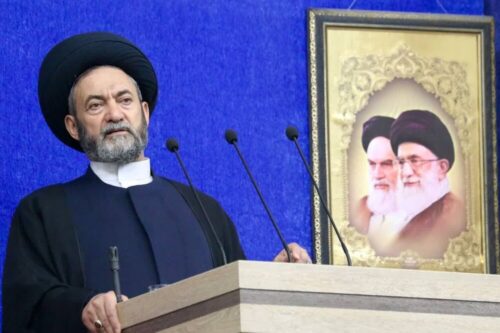 غالب کسانی که در تاریخ بشر نقش استثنایی داشته اند از حوزه‌ علمیه برخاسته اند